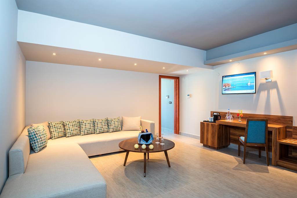 Solimar Aquamarine Resort Gerani  Bagian luar foto